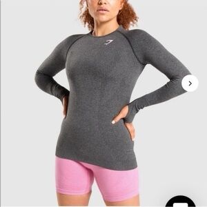 Gymshark Vital Grey Seamless Long Sleeve Body Fit Top w/ Thumb Holes EUC